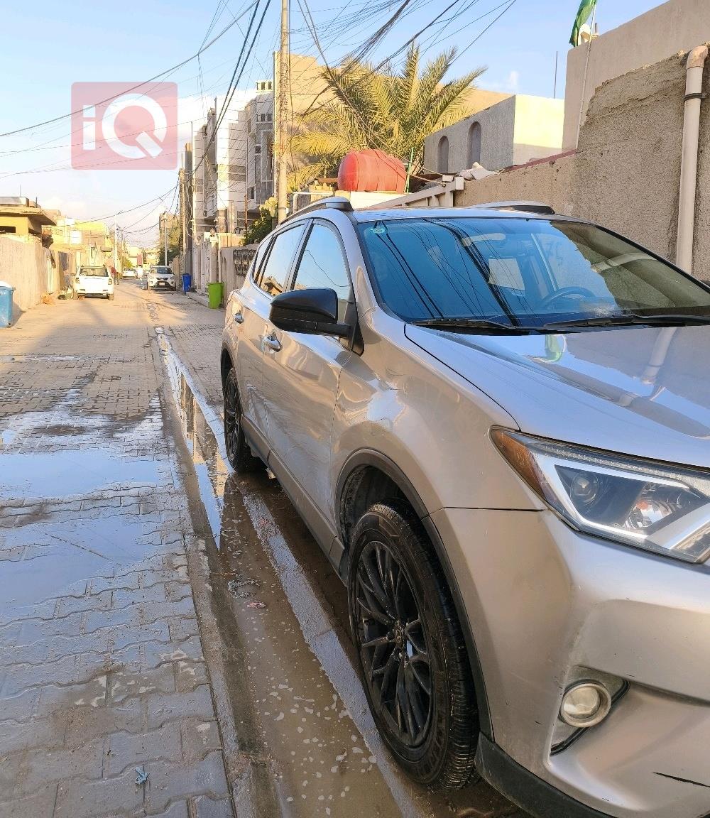 تويوتا راف 4